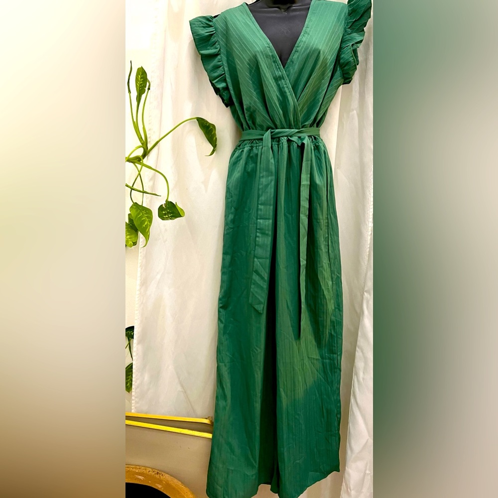Elegant Green Jumpsuit